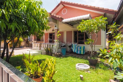 Casa de 3 dormitorios en Bang Lamung, Tailandia № 113528 - foto 15