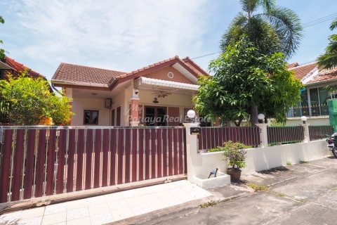 Casa de 3 dormitorios en Bang Lamung, Tailandia № 113528