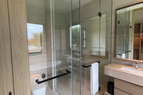Apartamento de 2 dormitorios en Cha-am, Tailandia № 170025 - foto 27