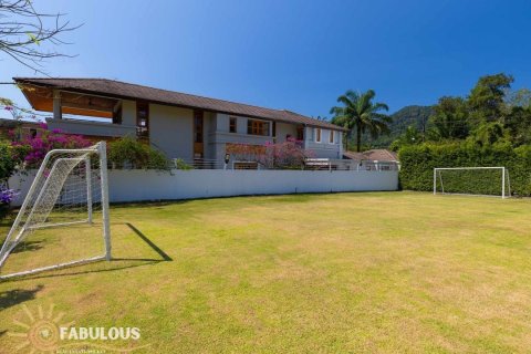 Chalet de 7 dormitorios en Kathu, Tailandia № 205753 - foto 2