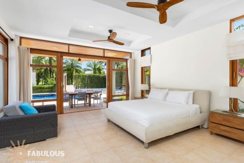 Chalet de 7 dormitorios en Kathu, Tailandia № 205753 - foto 18