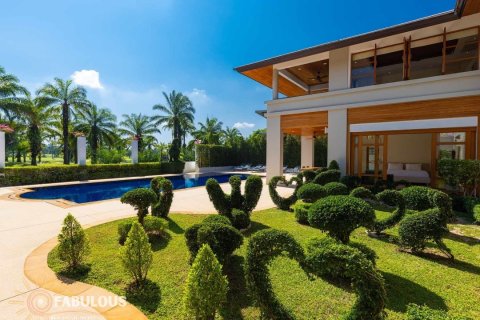 Chalet de 7 dormitorios en Kathu, Tailandia № 205753 - foto 13