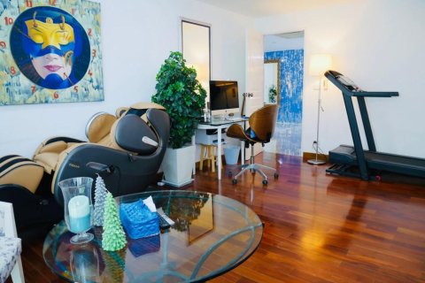 Condominio de 3 dormitorios en Bangkok, Tailandia № 181027 - foto 18