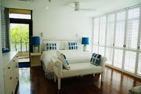 Condominio de 3 dormitorios en Bangkok, Tailandia № 181027 - foto 9