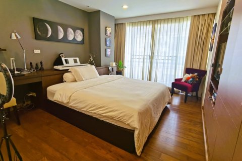 Condominio de 4 dormitorios en Bangkok, Tailandia № 181030 - foto 10