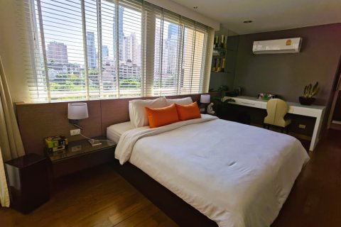 Condominio de 4 dormitorios en Bangkok, Tailandia № 181030 - foto 7