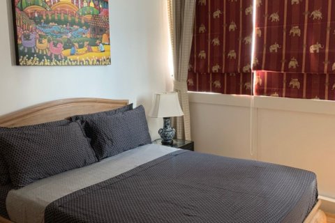 Condominio de 3 dormitorios en Bangkok, Tailandia № 181026 - foto 10