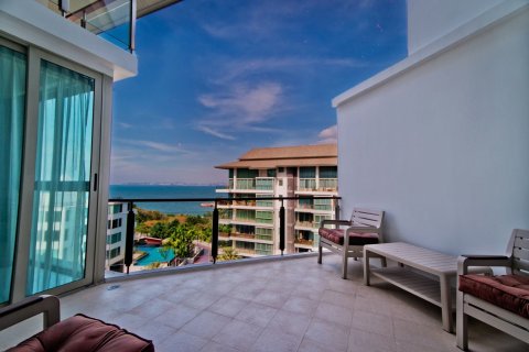 Apartamento de 2 dormitorios en Pattaya, Tailandia № 170391 - foto 7