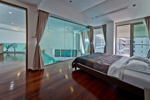 Apartamento de 2 dormitorios en Pattaya, Tailandia № 170391 - foto 14
