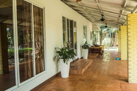 Casa de 4 dormitorios en Chiang Mai, Tailandia № 170925 - foto 8