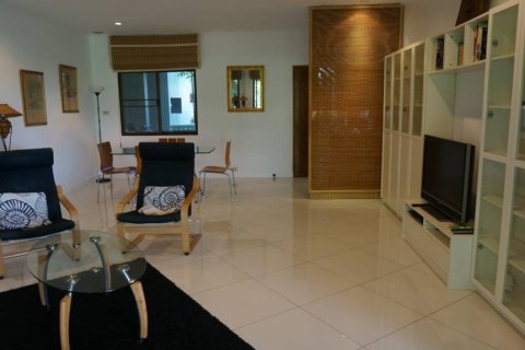 Condominio de 2 dormitorios en Sattahip, Tailandia № 158820 - foto 6