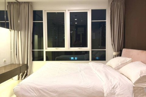 Condo à Khlong San, Bangkok, Thaïlande, 2 chambres  № 158823 - photo 10