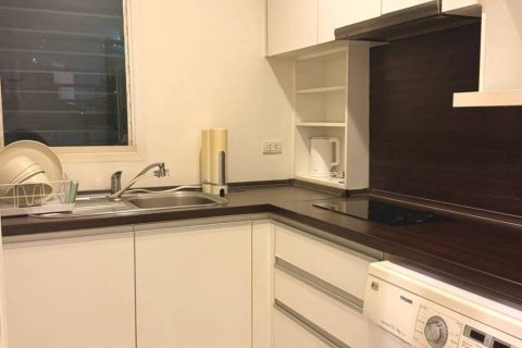 Condo à Khlong San, Bangkok, Thaïlande, 2 chambres  № 158823 - photo 5