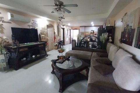 Condominio de 2 dormitorios en Phuket, Tailandia № 154628 - foto 3