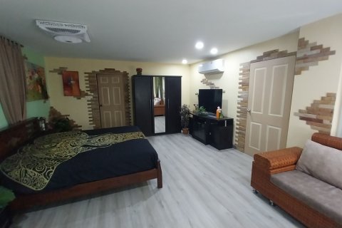 Condominio de 2 dormitorios en Phuket, Tailandia № 154628 - foto 9