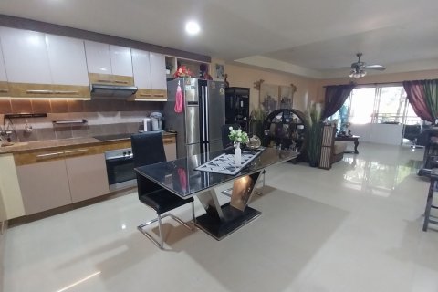 Condominio de 2 dormitorios en Phuket, Tailandia № 154628 - foto 2