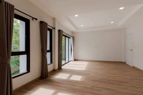Casa de 3 dormitorios en San Kamphaeng, Tailandia № 162970 - foto 3