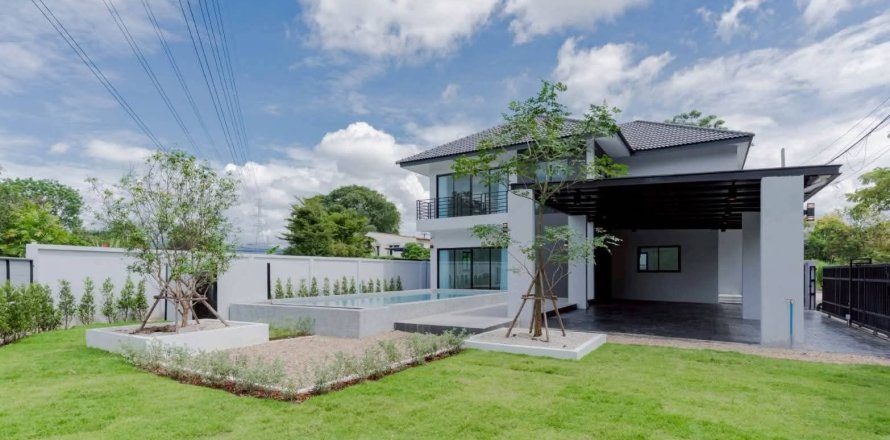 Casa de 3 dormitorios en San Kamphaeng, Tailandia № 162970