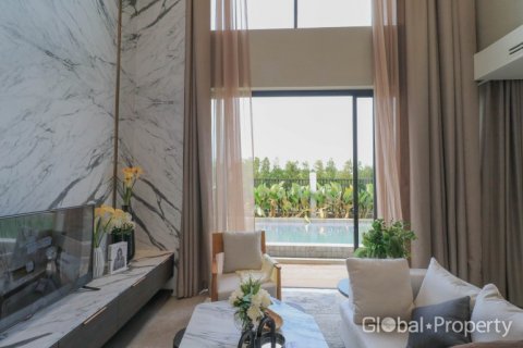 Haus in Pattaya, Thailand 4 Schlafzimmer № 55112 - Foto 6