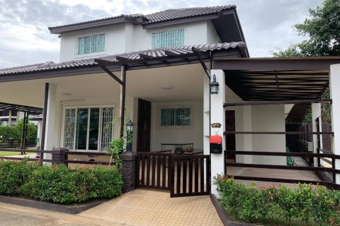 Casa de 5 dormitorios en Chiang Mai, Tailandia № 173359 - foto 2