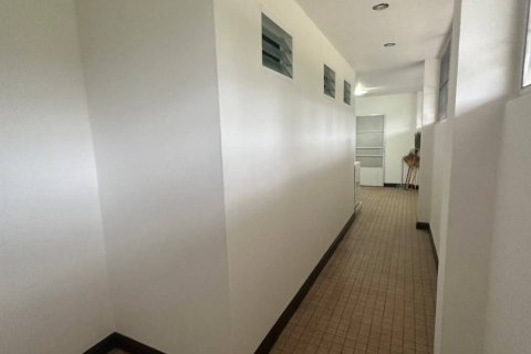 Casa de 5 dormitorios en Chiang Mai, Tailandia № 173359 - foto 12