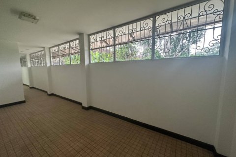 Casa de 5 dormitorios en Chiang Mai, Tailandia № 173359 - foto 11