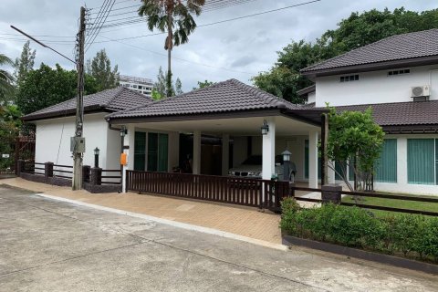 Casa de 5 dormitorios en Chiang Mai, Tailandia № 173359 - foto 3