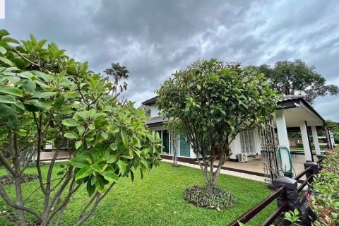 Casa de 5 dormitorios en Chiang Mai, Tailandia № 173359 - foto 15