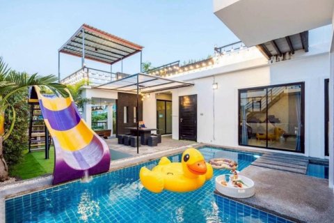 Villa à Hua Hin, Thaïlande 3 chambres № 149574