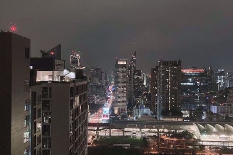 Condominio de 1 dormitorio en Ratchathewi, Bangkok, Tailandia № 51365 - foto 16
