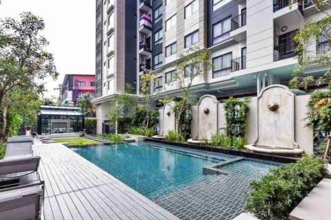 Estudio en el condominio en Bangkok, Tailandia № 208868 - foto 4
