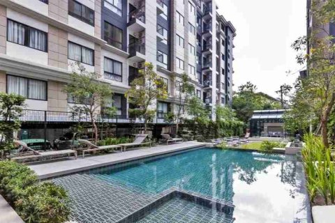 Estudio en el condominio en Bangkok, Tailandia № 208868 - foto 5