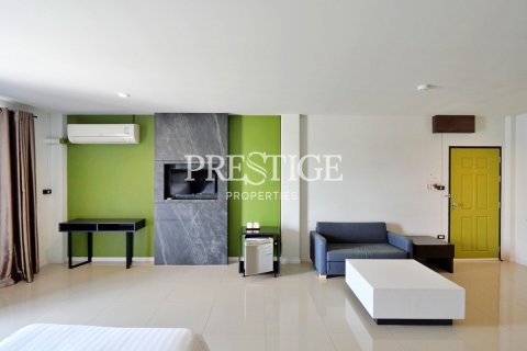 Propriété commerciale à Pattaya, Thaïlande 664 m2 № 198628 - photo 23