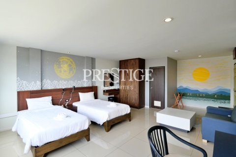 Propriété commerciale à Pattaya, Thaïlande 664 m2 № 198628 - photo 20