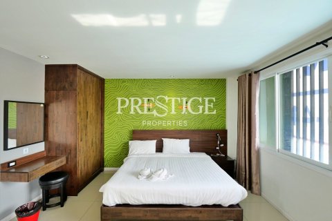 Propriété commerciale à Pattaya, Thaïlande 664 m2 № 198628 - photo 13