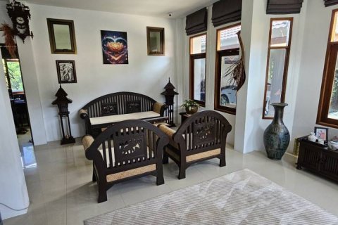 Chalet de 3 dormitorios en Surat Thani, Tailandia № 134659 - foto 10
