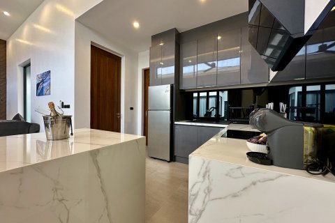 Chalet de 3 dormitorios en Phuket, Tailandia № 141271 - foto 15