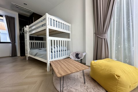 Chalet de 3 dormitorios en Phuket, Tailandia № 141271 - foto 18