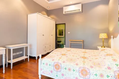 Villa in Phuket, Thailand 3 Schlafzimmer № 141272 - Foto 4
