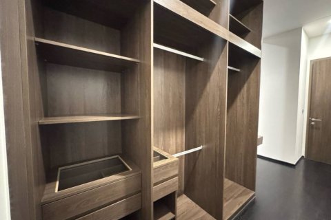 Condominio de 3 dormitorios en Bangkok, Tailandia № 172664 - foto 3
