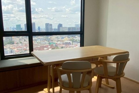 Condominio de 2 dormitorios en Chatuchak, Bangkok, Tailandia № 172667 - foto 3