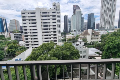 Condo in Watthana, Bangkok, Thailand, 2 bedrooms  № 201117 - photo 3