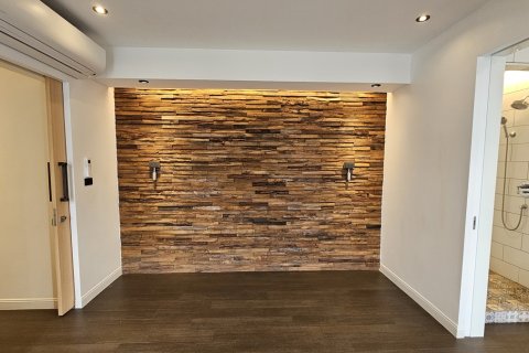 Condominio de 5 dormitorios en Watthana, Bangkok, Tailandia № 201116 - foto 22