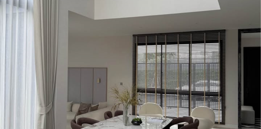House in Bangkok, Thailand 3 bedrooms № 190347