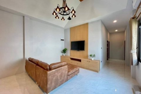 Casa de 3 dormitorios en Pattaya, Tailandia № 64953 - foto 6