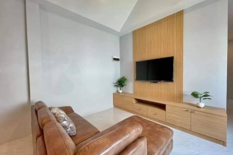 Casa de 3 dormitorios en Pattaya, Tailandia № 64953 - foto 8