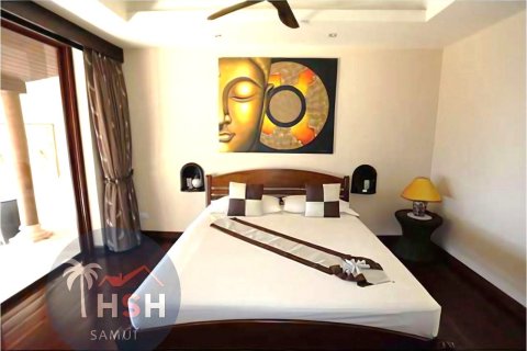 Chalet de 4 dormitorios en Ko Samui, Tailandia № 180017 - foto 20