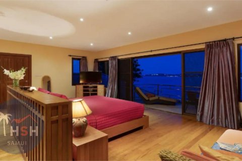 Villa in Ko Samui, Thailand 4 bedrooms № 180012 - photo 17