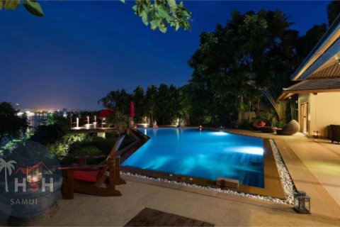 Villa in Ko Samui, Thailand 4 bedrooms № 180012 - photo 20