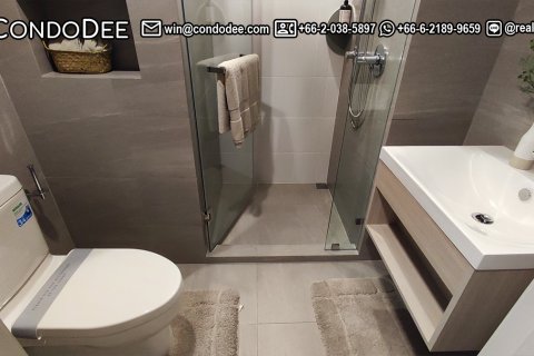 Studio in the Condo in Sathon, Bangkok, Thailand  № 201099 - Foto 14